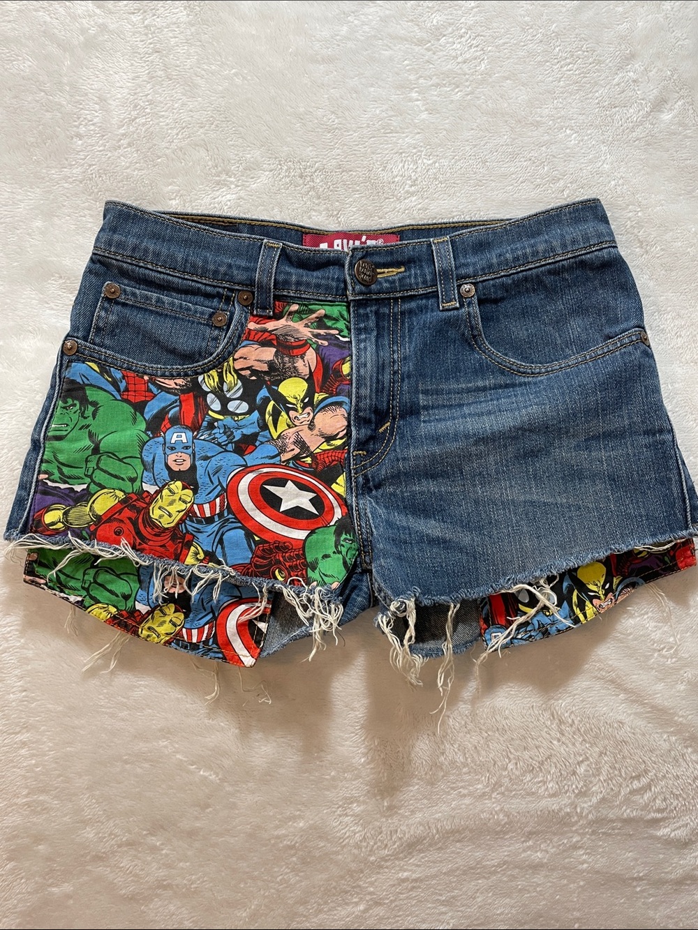 Levi’s 511 Marvel Print Denim Shorts Skinny 28 Cut Off Frayed Hem Unique Rare